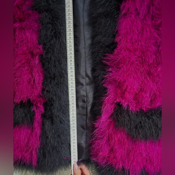 Chanel Vintage Ostrich Jacket Sz 38 - Picture 4 of 9